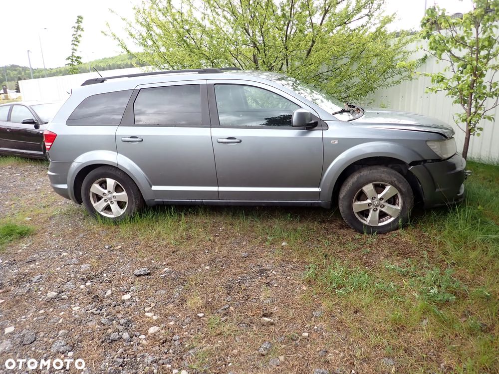 Dodge Journey 2.0 CRD 2010 -  Europa Automat Maska Przód Komplet - 10