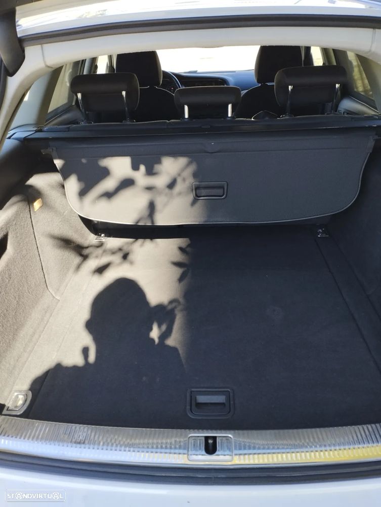 Audi A4 Avant 2.0 TDi Advance - 8