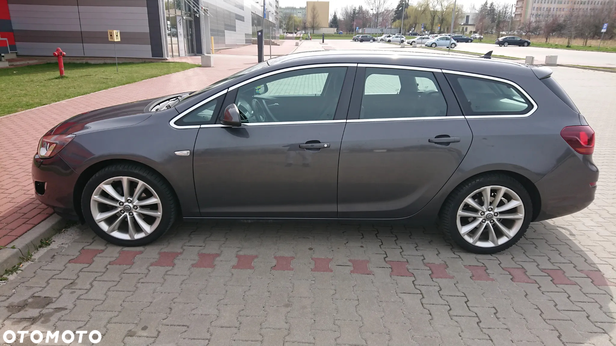 Opel Astra 1.4 Turbo Sports Tourer Innovation - 4