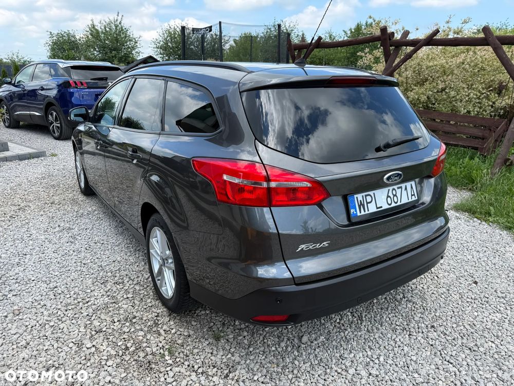 Ford Focus 1.6 TDCi DPF Trend - 11