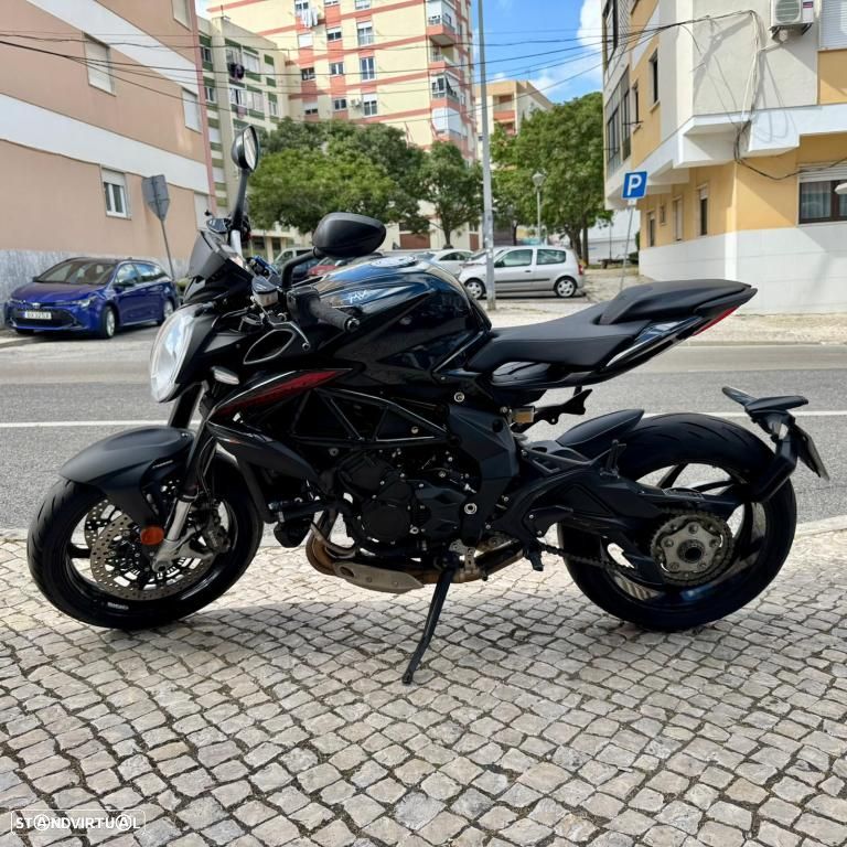MV Agusta Brutale R - 29