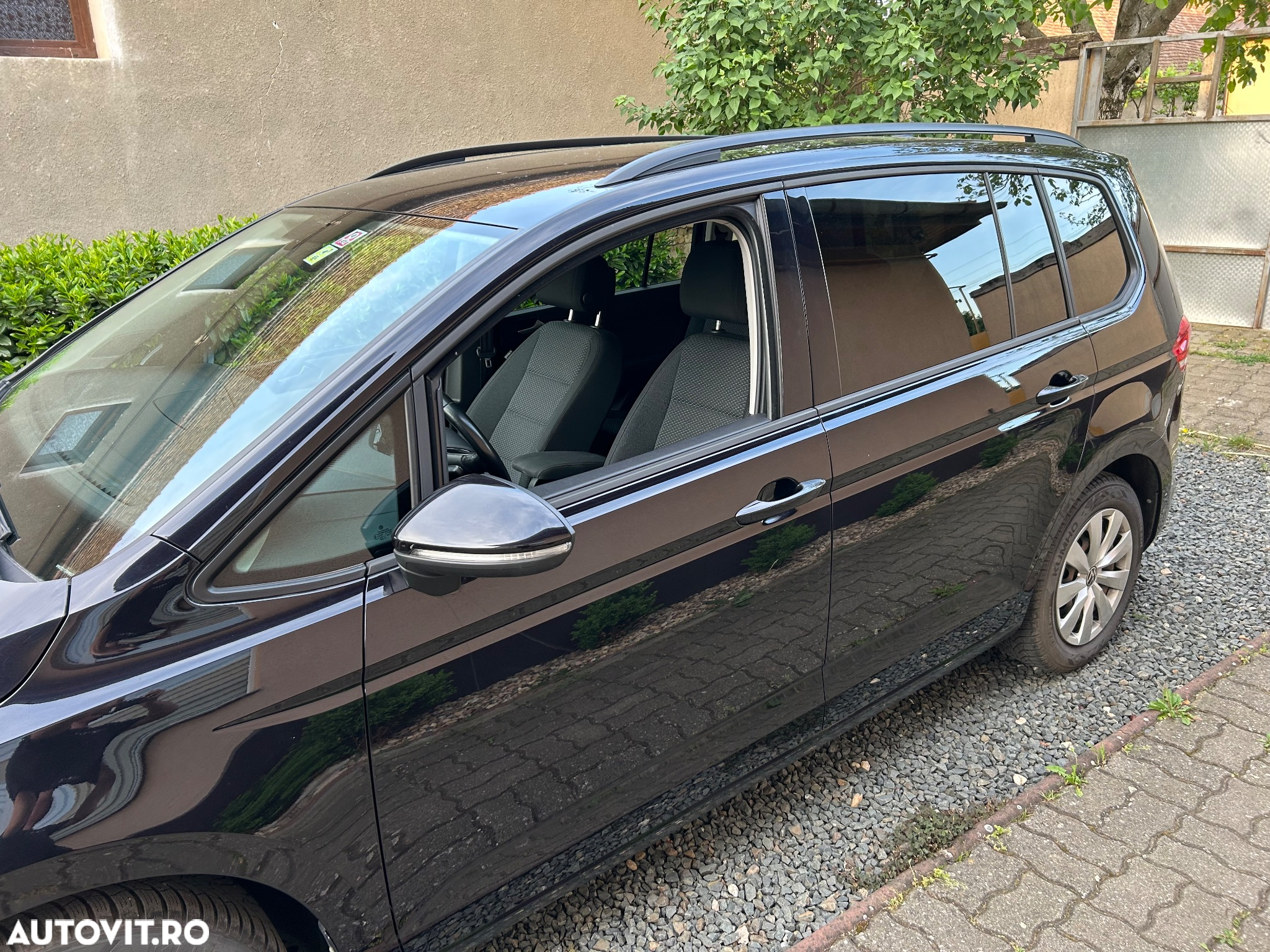 Volkswagen Touran 1.5 TSI DSG Comfortline - 8