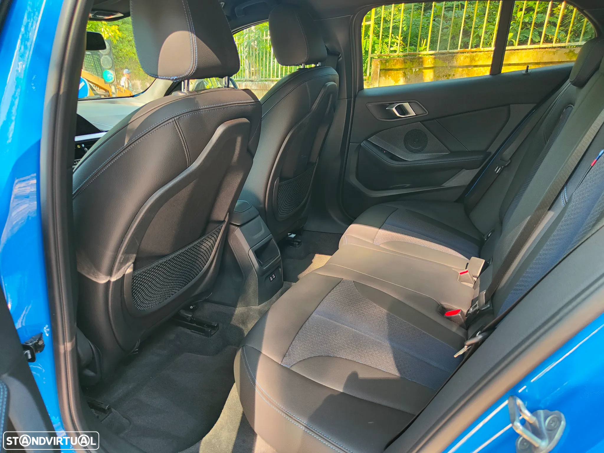 BMW 116 d Pack Desportivo M Auto - 7