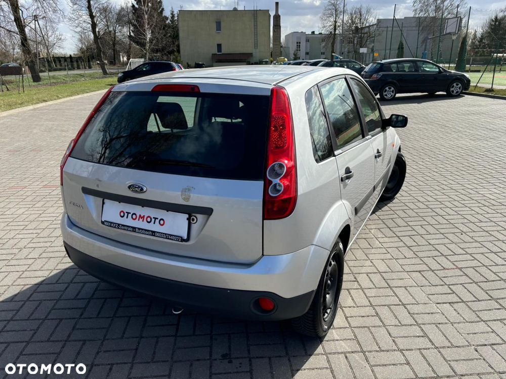 Ford Fiesta - 4