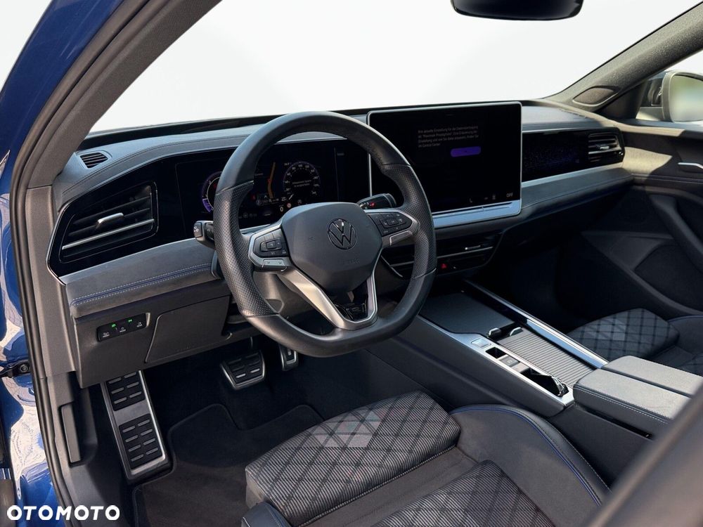Volkswagen Passat Variant 2.0 TDI SCR R-Line DSG - 10