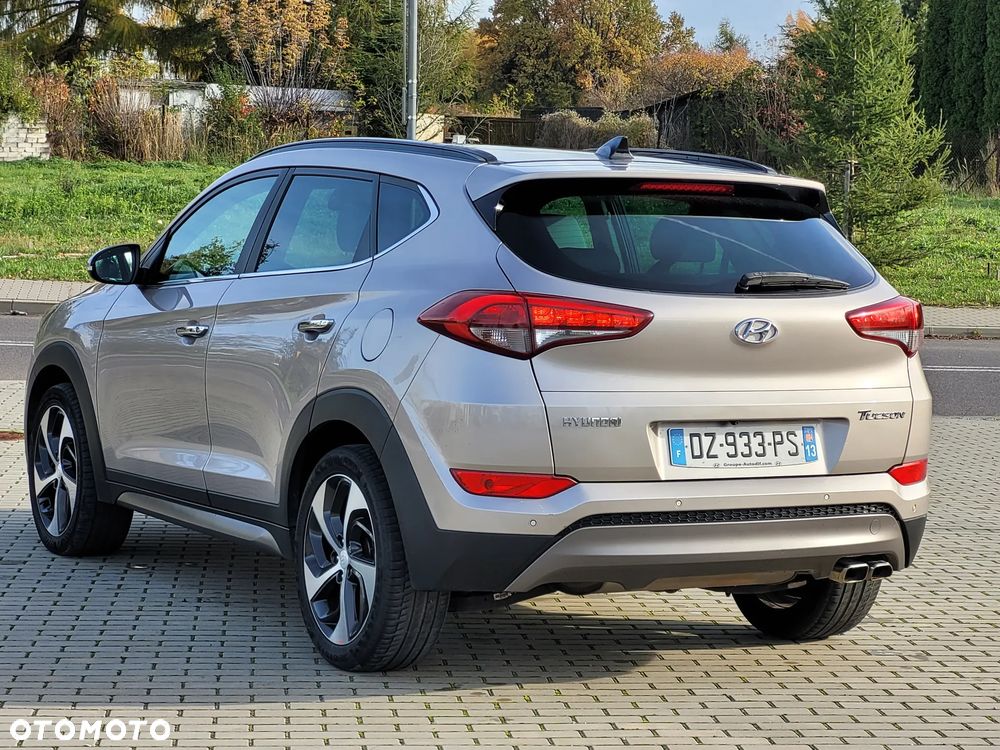 Hyundai Tucson 2.0 CRDI 2WD Style - 29
