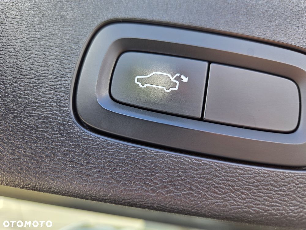 Volvo V60 D4 Geartronic Momentum - 17