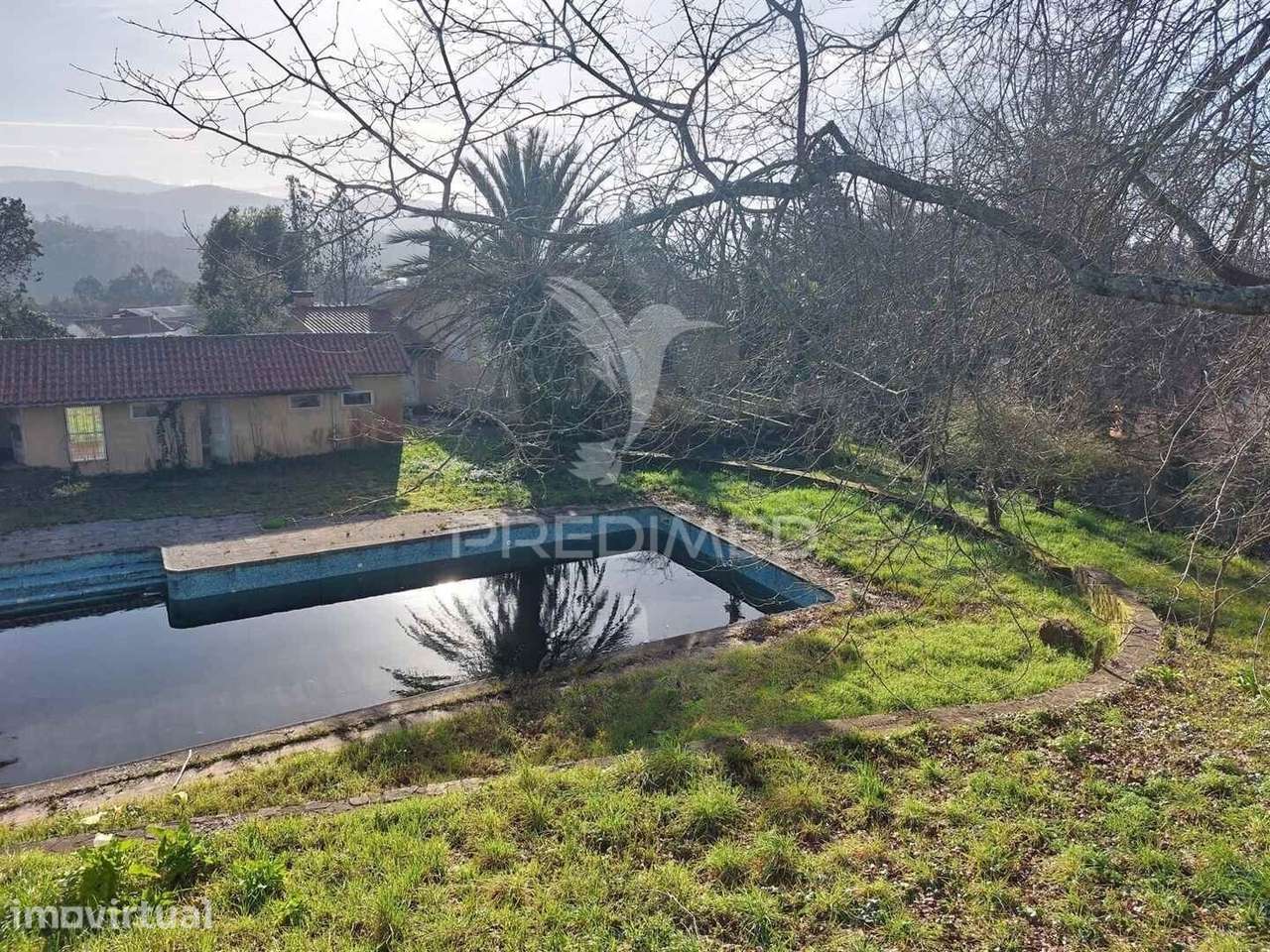 Moradia Isolada , 6 Quartos, 417 m2 com piscina - Grande imagem: 2/16