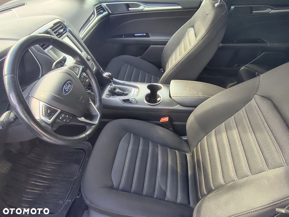 Ford Mondeo - 10