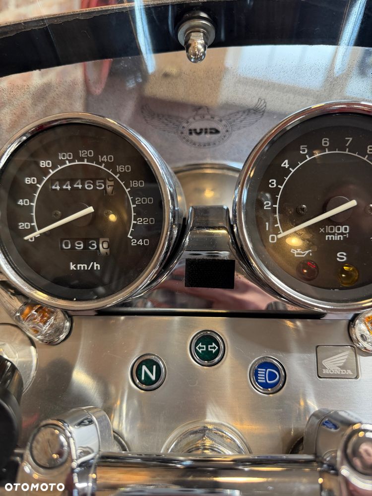 Honda VF - 10
