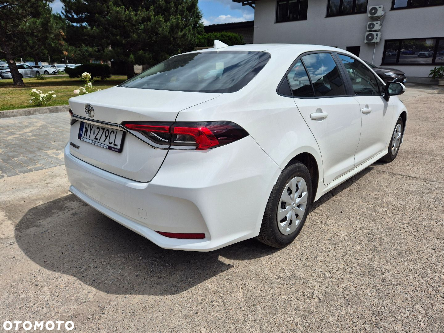 Toyota Corolla - 4