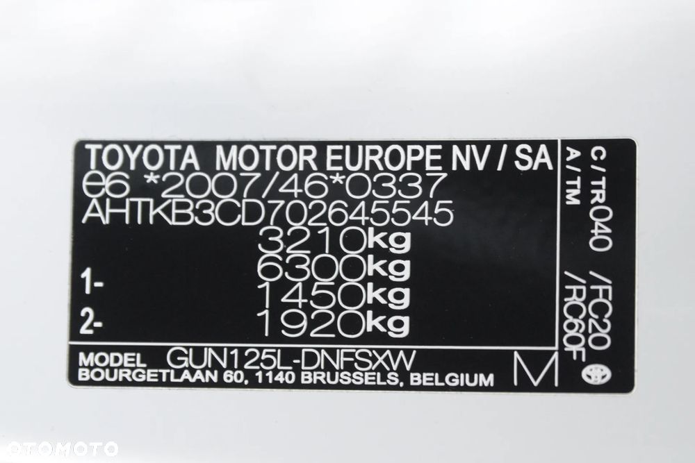 Toyota Hilux 2.4 D-4D Double Cab DL 4x4 - 40