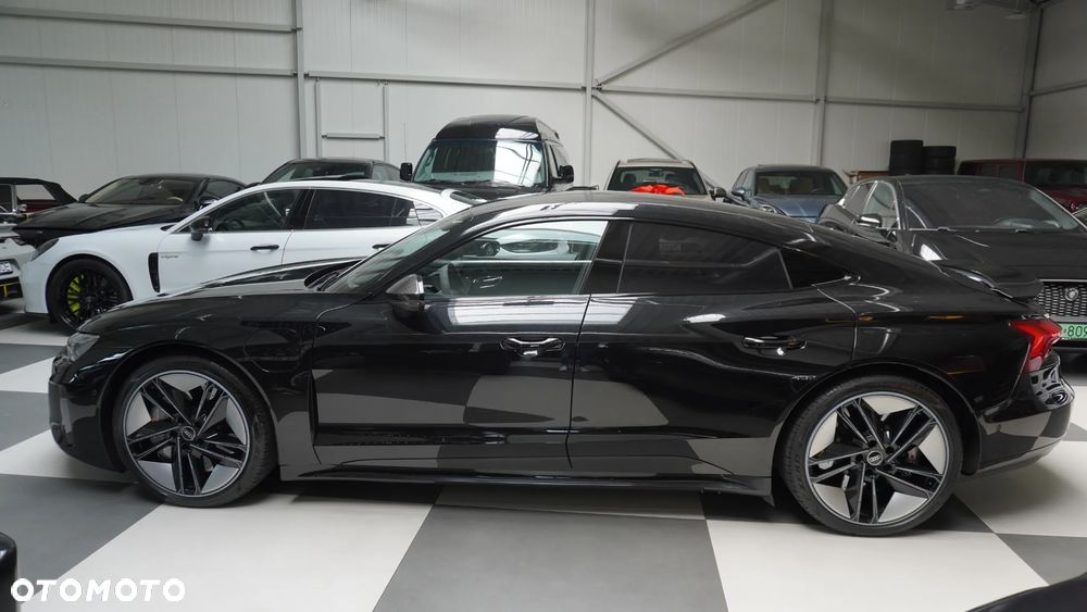 Audi RS e-tron GT - 15