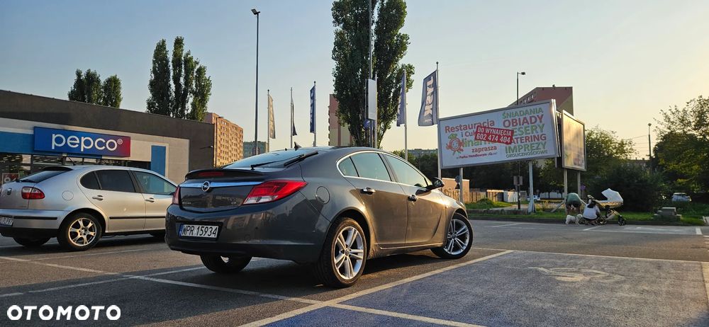 Opel Insignia 2.0 CDTI Cosmo - 12