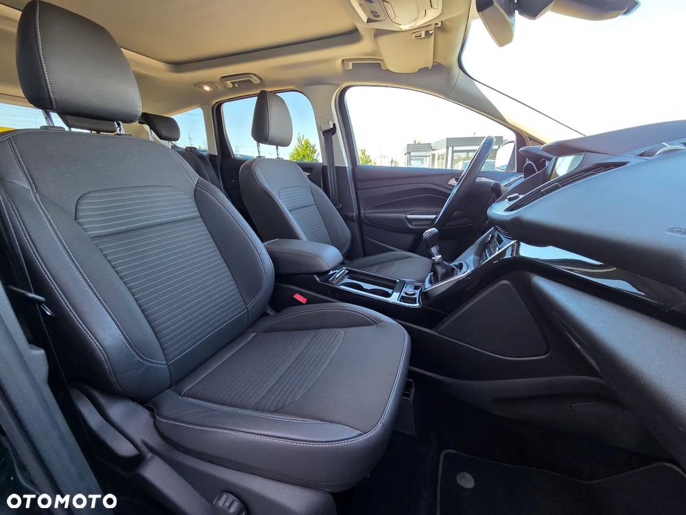 Ford Kuga 2.0 TDCi 2x4 Black & Silver - 16