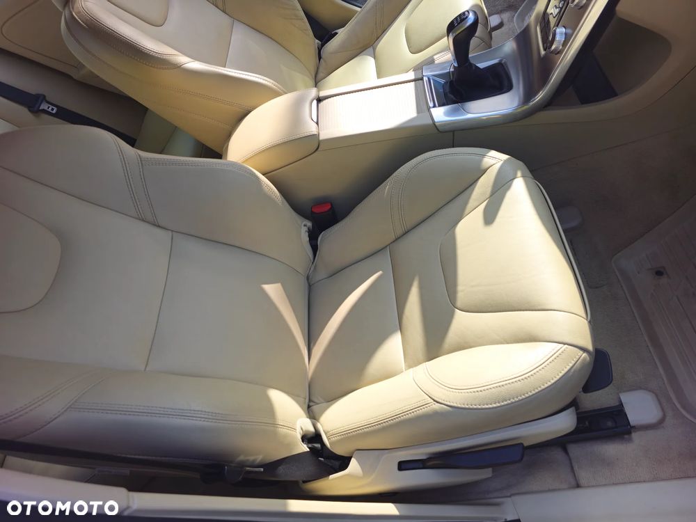 Volvo S60 D3 Drive-E Summum - 16