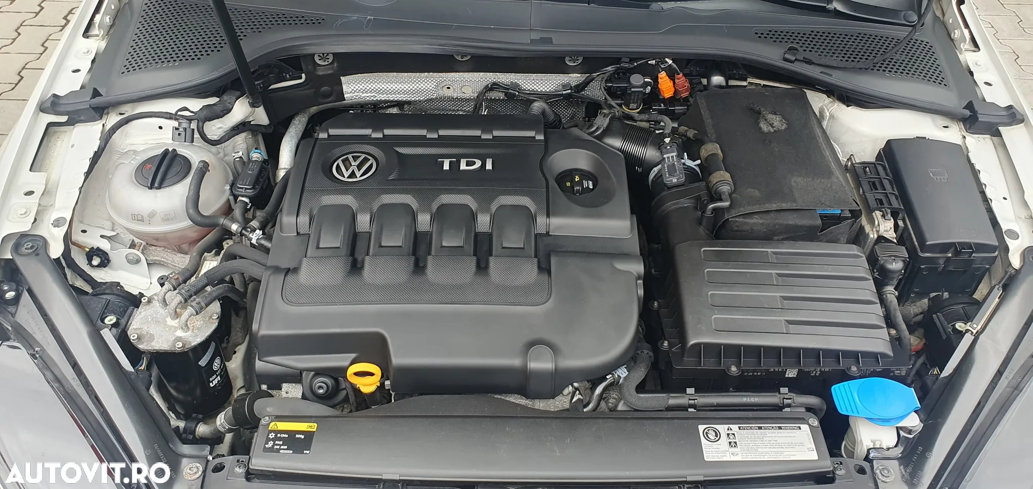 Volkswagen Golf 1.6 TDI DPF DSG BlueMotion Technology Trendline - 7