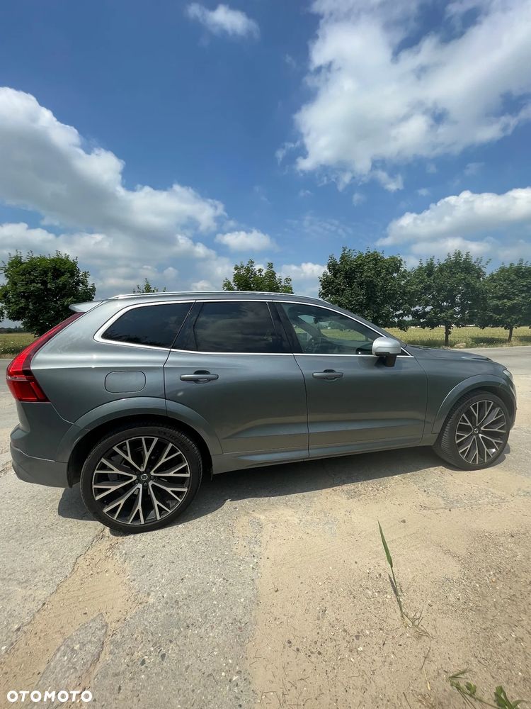 Volvo XC 60 D5 AWD R-Design - 2