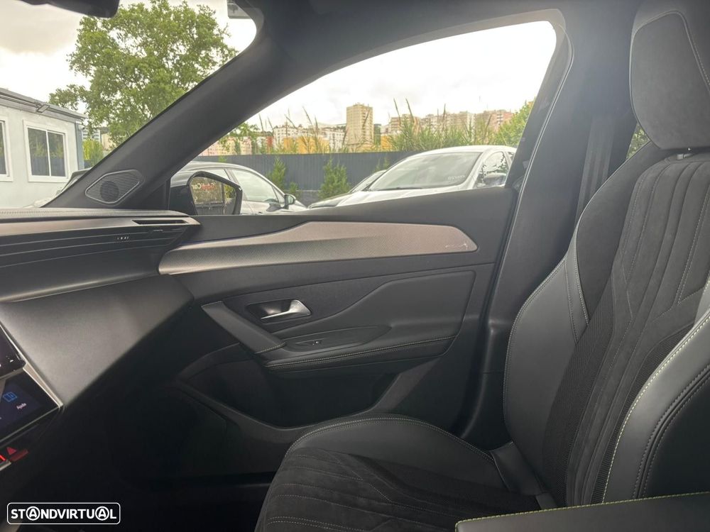 Peugeot 308 1.6 Hybrid GT Pack e-EAT8 - 37