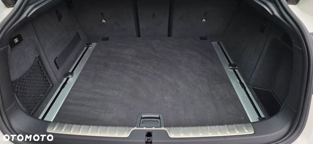 BMW X6 xDrive30d - 11