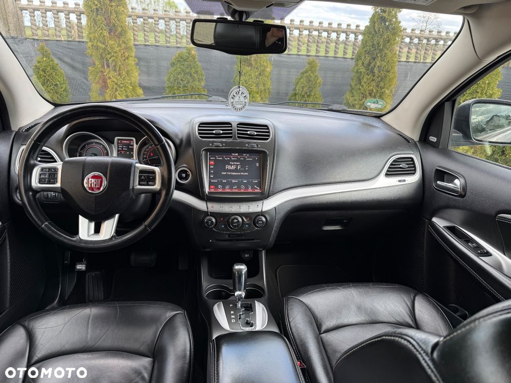 Fiat Freemont 2.0 Multijet 16V DPF Automatik Allrad Black Code - 19