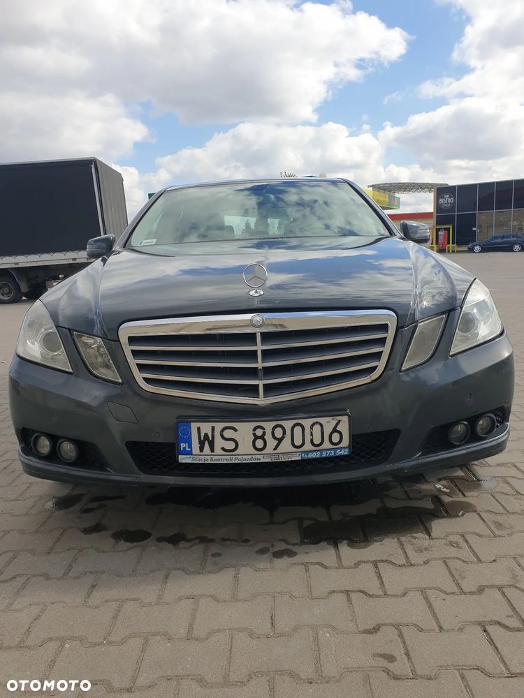 Mercedes-Benz Klasa E 200 CDI DPF BlueEFFICIENCY Automatik - 2