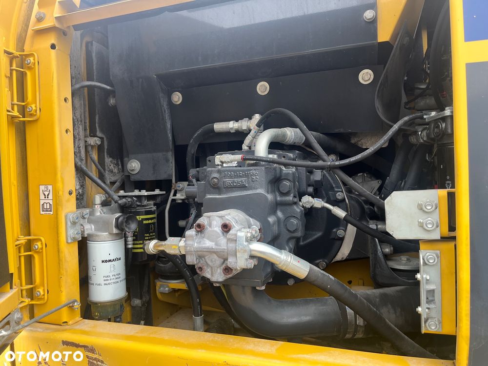 Komatsu PW180-10 - 5