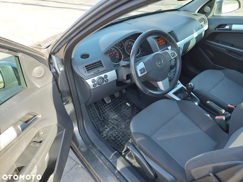 Opel Astra 1.6 Edition Sport - 12