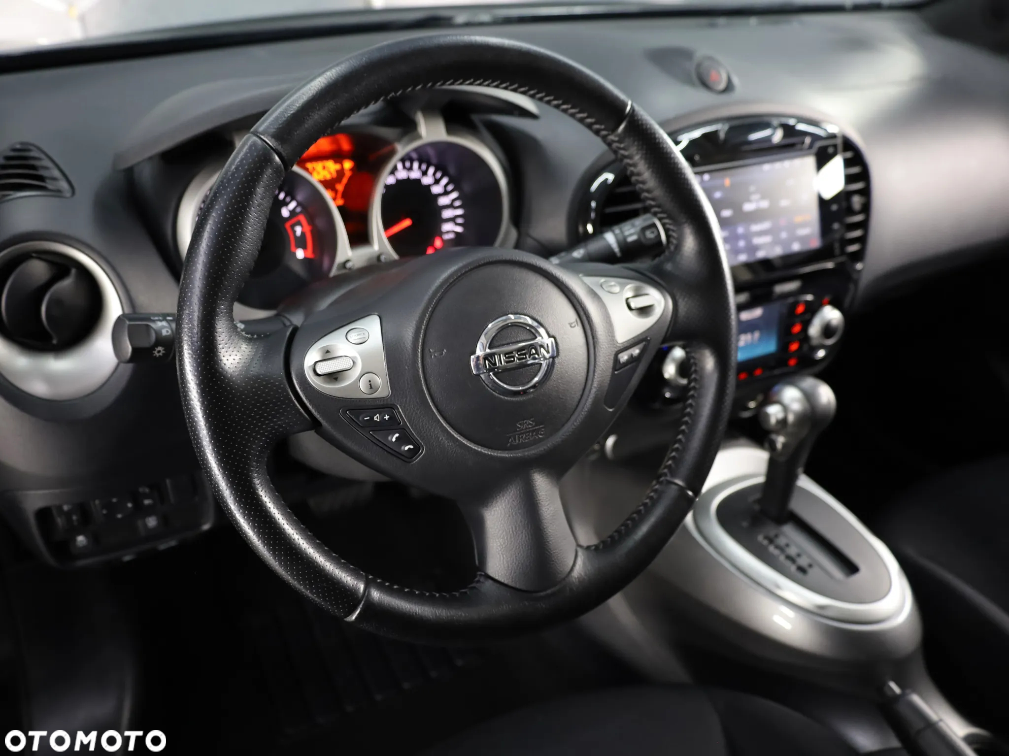 Nissan Juke 1.6 Acenta Xtronic EU6 - 32
