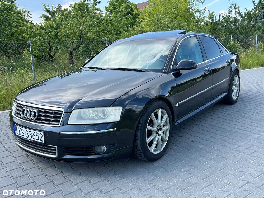 Audi A8 - 1