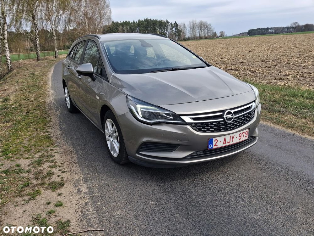 Opel Astra 1.6 D (CDTI) Business - 2