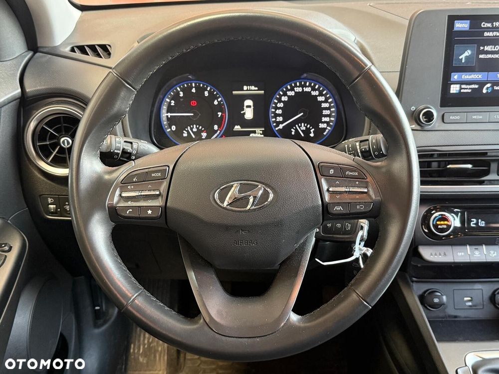 Hyundai Kona - 17