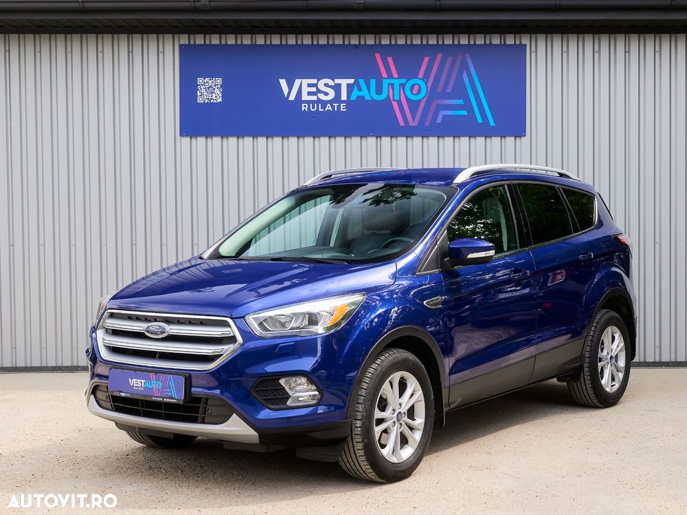 Ford Kuga 1.5 EcoBoost 2x4 Titanium - 3