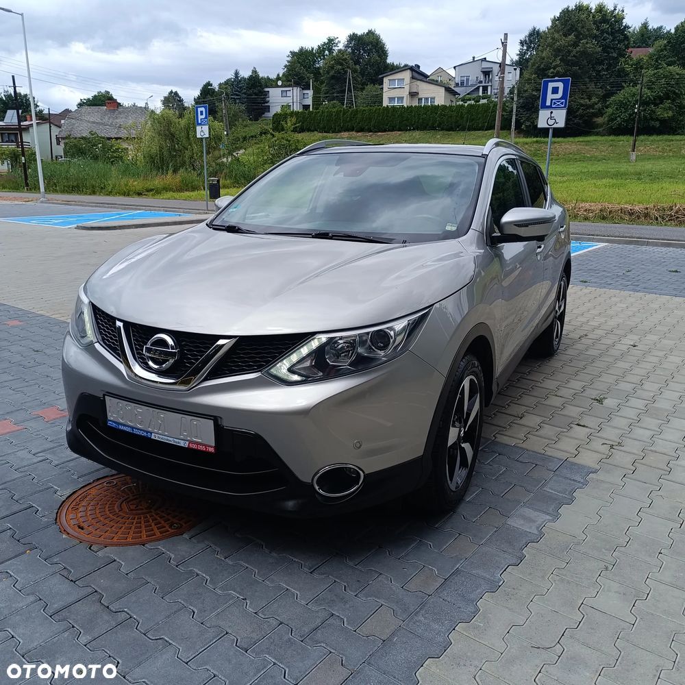 Nissan Qashqai - 1