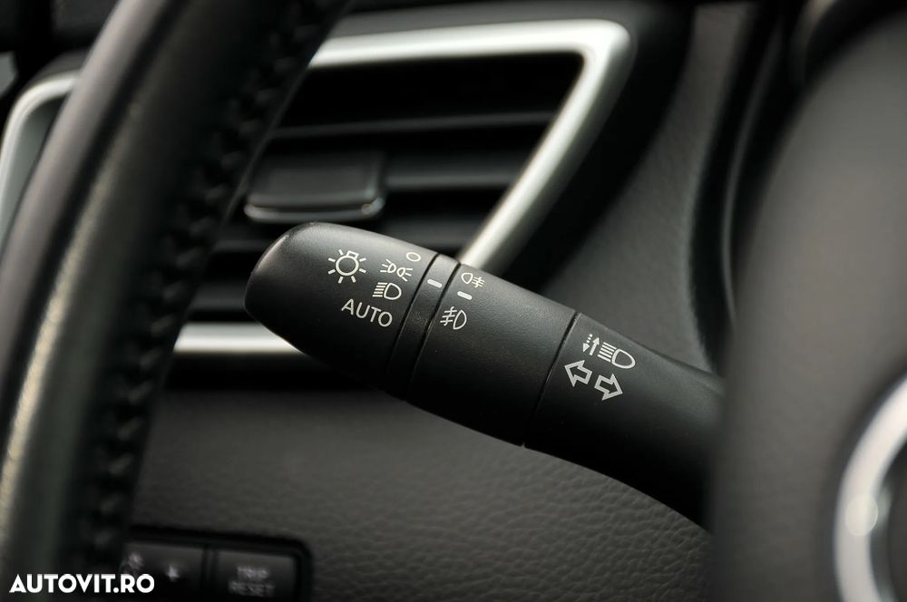 Nissan Qashqai 1.2 DIG-T Xtronic TEKNA - 17