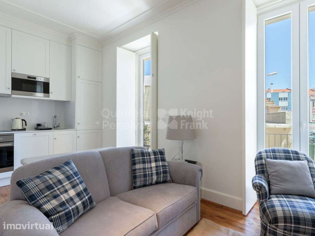 Apartamento T2 para arrendamento com móveis em Campo de Ourique - Grande imagem: 4/26