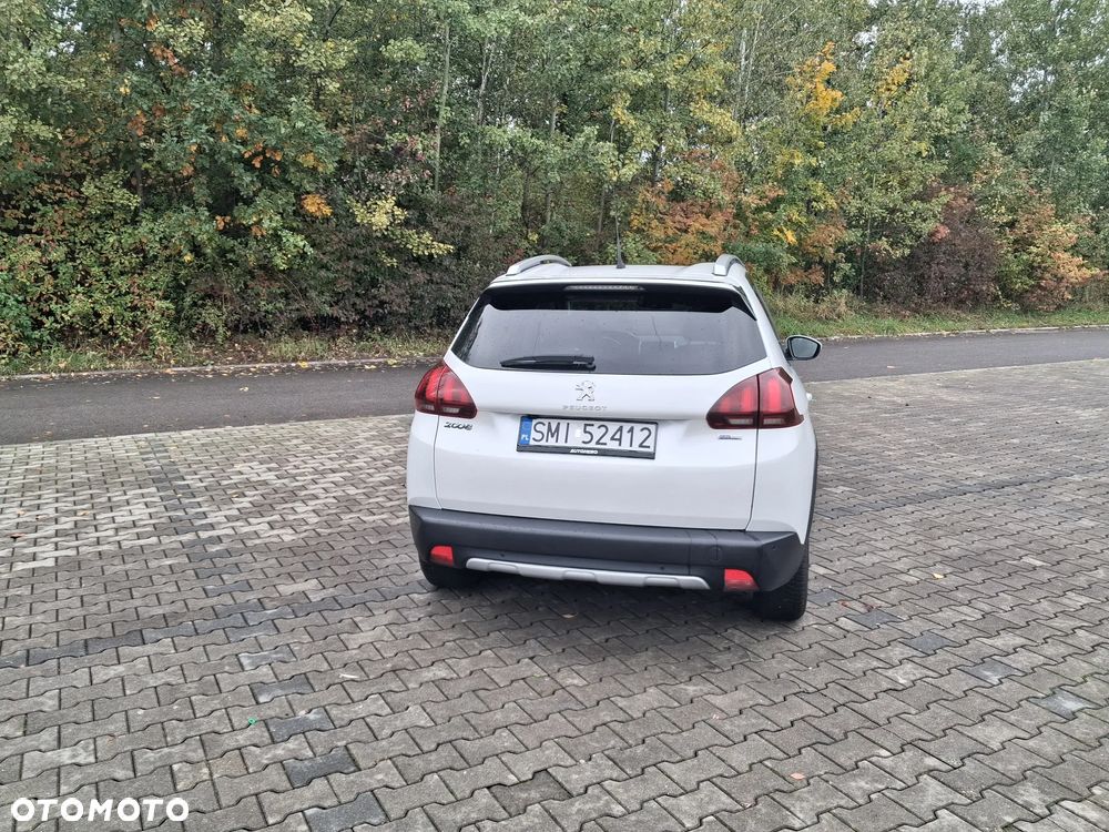 Peugeot 2008 - 6