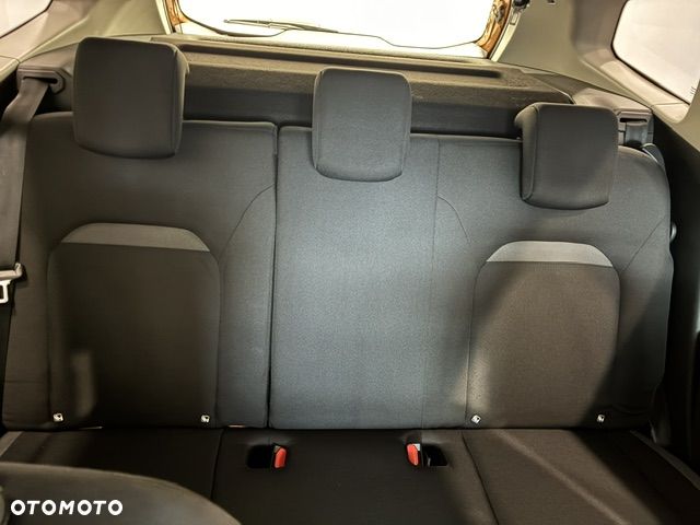 Dacia Duster 1.0 TCe Essential - 32