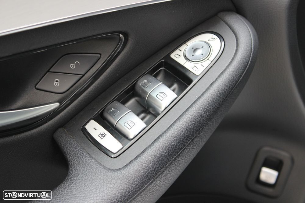 Mercedes-Benz GLC 300 de 4Matic - 16