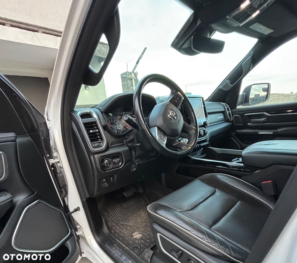 RAM 1500 5.7 Crew Cab Laramie - 16