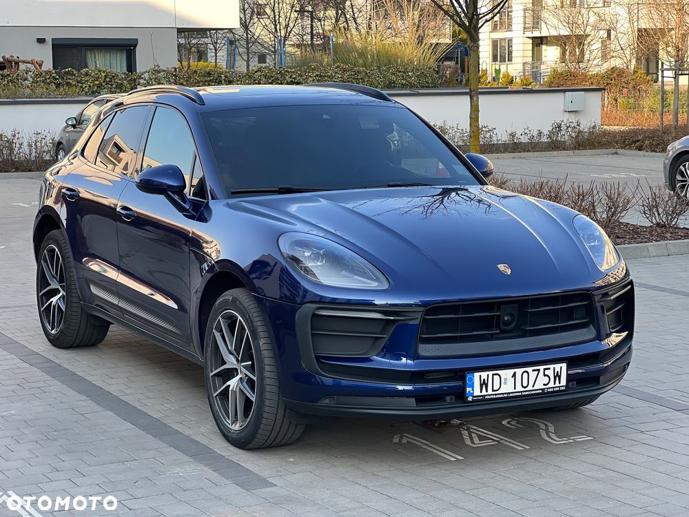 Porsche Macan - 1