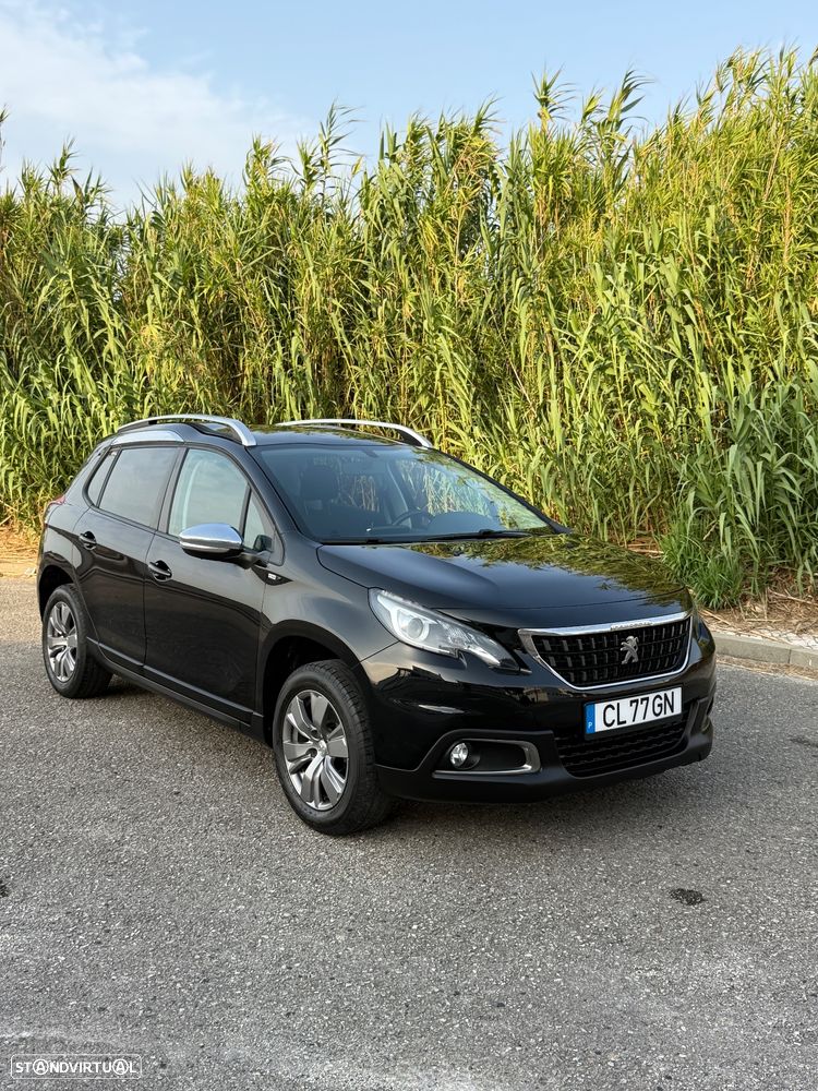 Peugeot 2008 PureTech 82 Urban Move - 1