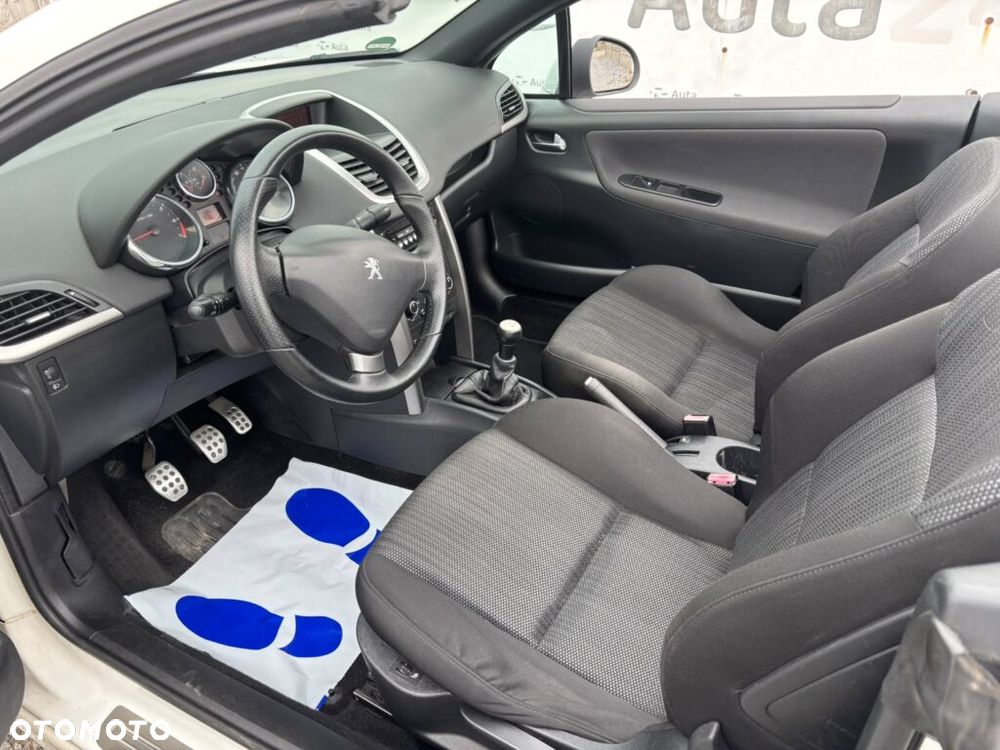 Peugeot 207 CC 120 VTi Active - 10