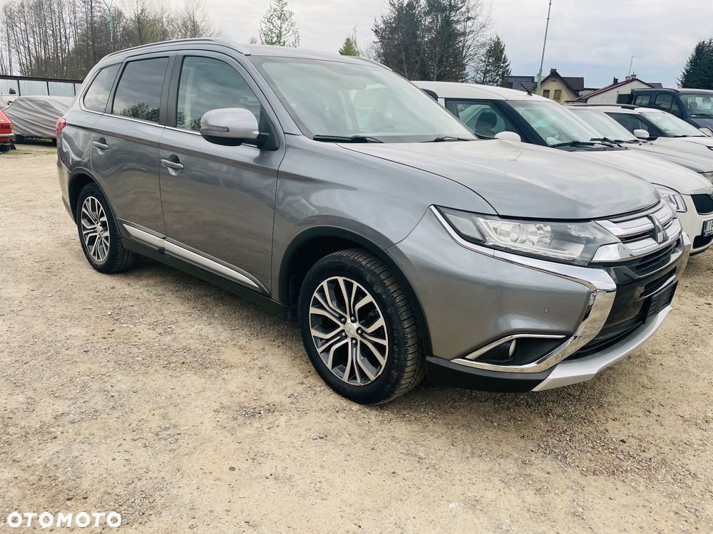 Mitsubishi Outlander 2.2 DID Intense + 4WD