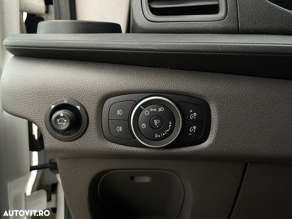 Ford Transit - 17