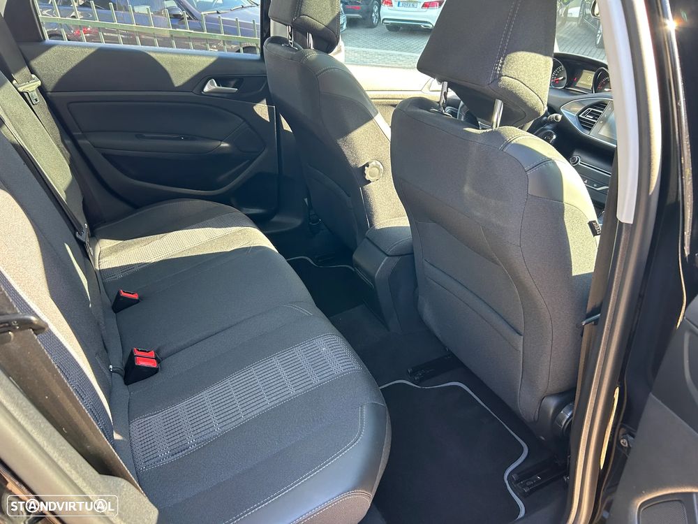 Peugeot 308 SW 1.6 BlueHDi Allure J17 - 25