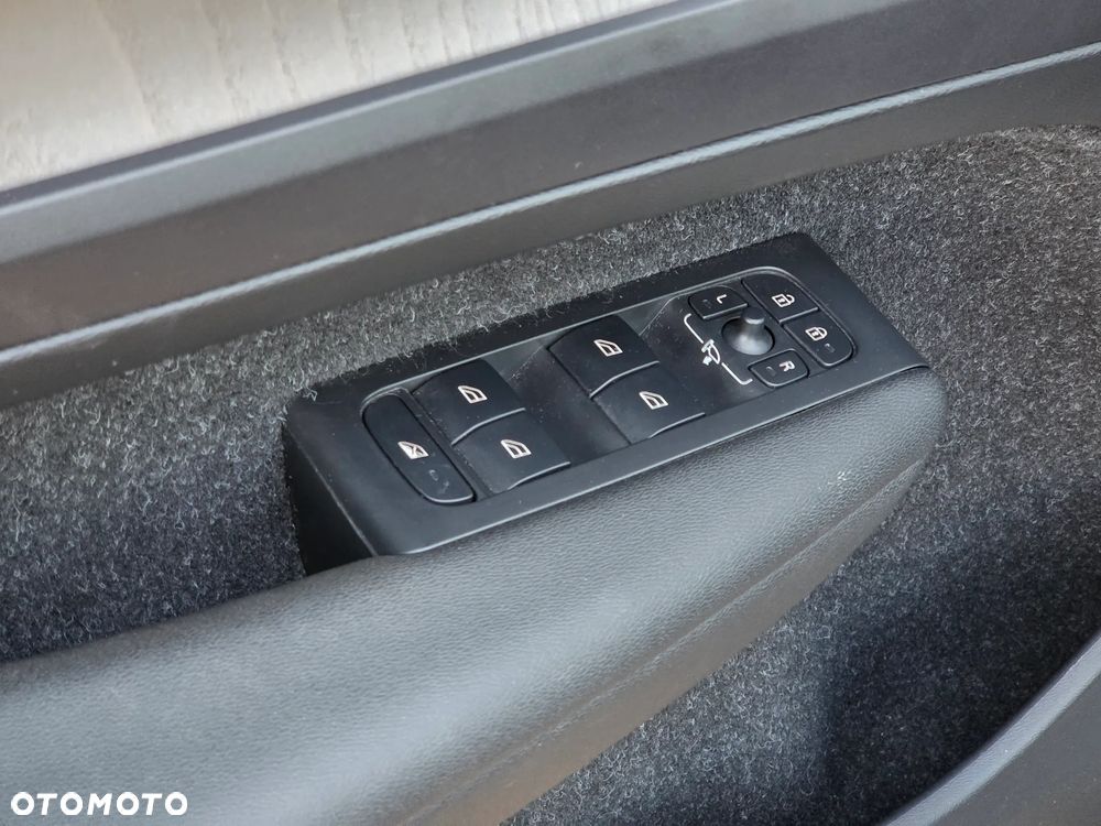 Volvo XC 40 T3 Geartronic Inscription - 12