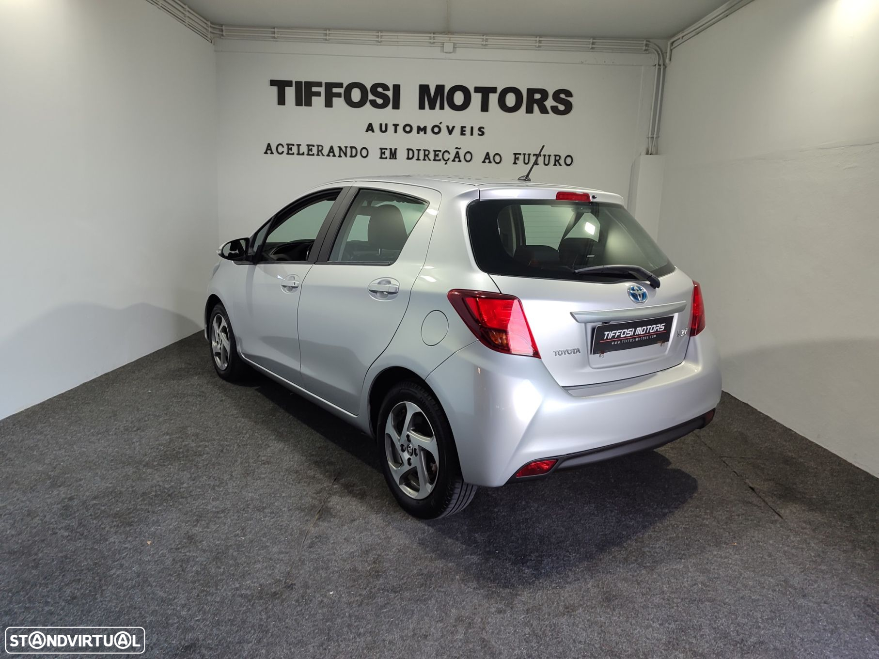 Toyota Yaris 1.5 HSD Comfort - 7