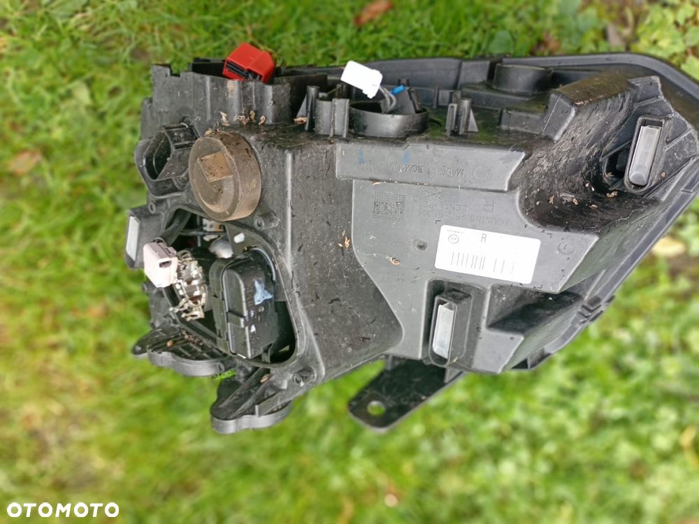Lampy przód VW Amorok Lewa i Prawa - 6