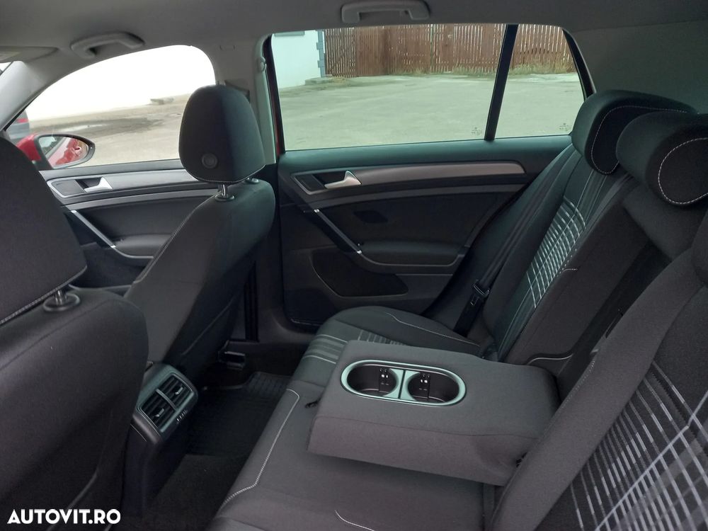 Volkswagen Golf 2.0 TDI 4Motion BlueMotion Technology Lounge - 8